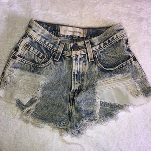 Levi’s denim shorts